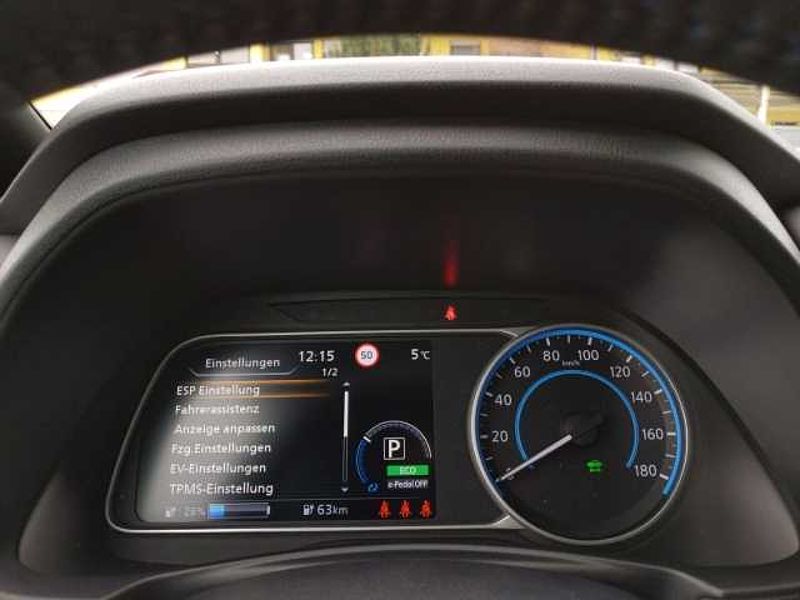 Nissan Leaf N-Connecta 40 kWh Navi Klima ACC Kamera PDC Wipa Keyless