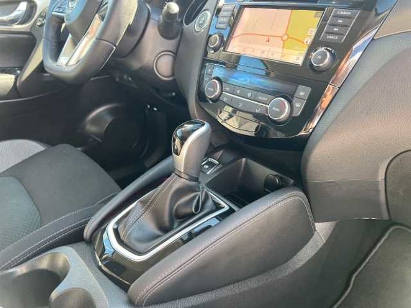 Nissan Qashqai N-Connecta Automatik Navi Klima City Stop Wipa PDC Kamera SHZ