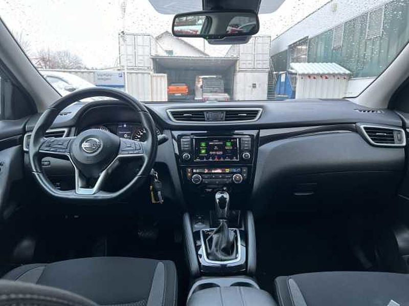 Nissan Qashqai N-Way Automatik Panorama Navi Klima City Stop PDC Kamera