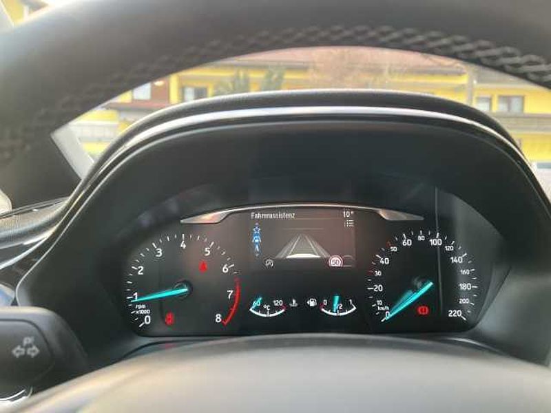 Ford Fiesta Titanium Navi LED ACC Klima City Stop Wipa PDC Kamera