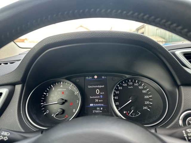 Nissan Qashqai Tekna Navi LED Klima Wipa PDC City Stop
